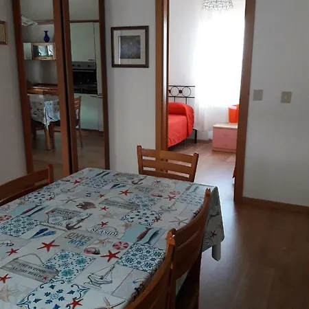 Apartament Villetta Lena Al Mare *